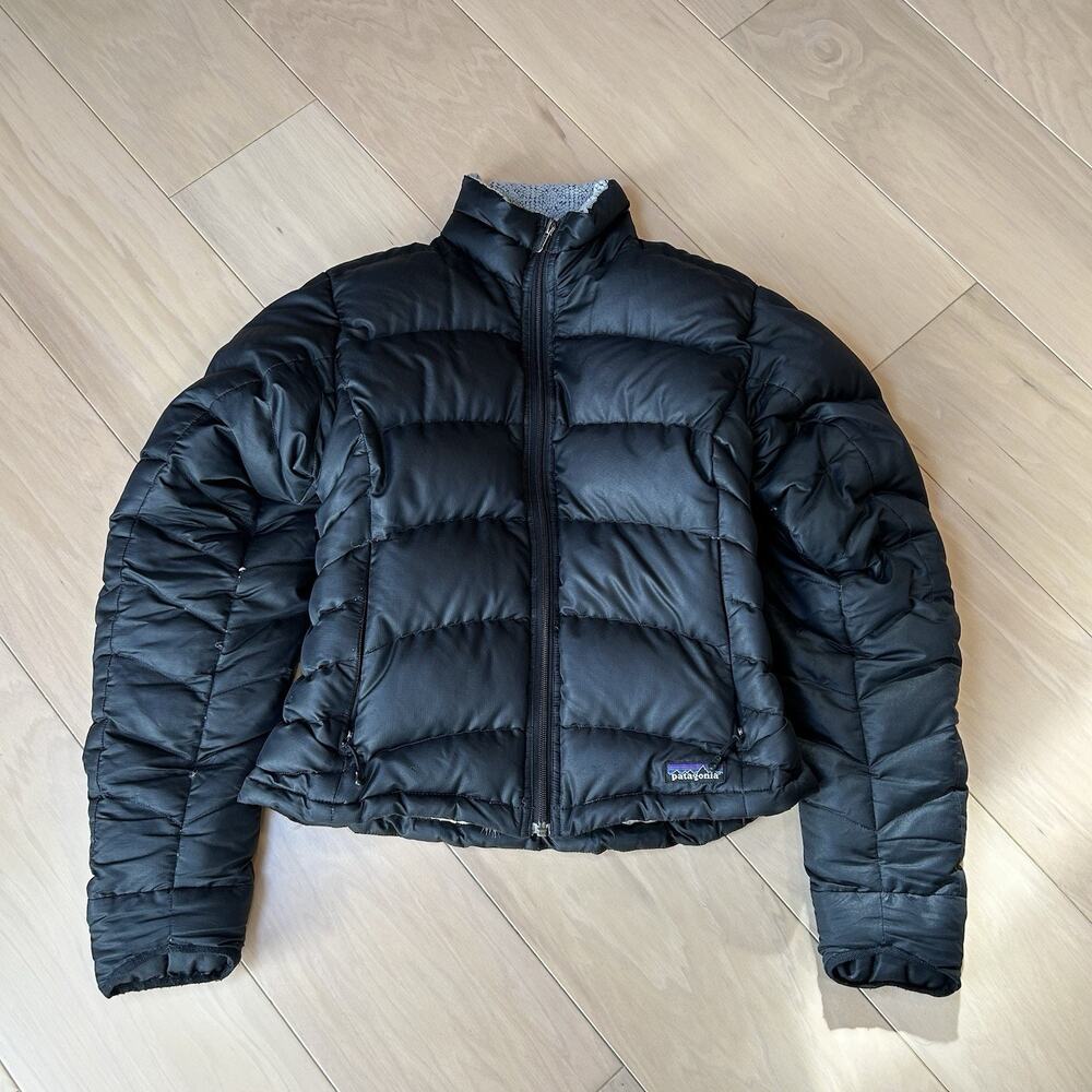 Patagonia Down Jacket In Black Women’s Small